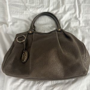 Authentic Gucci Gray Sukey Med